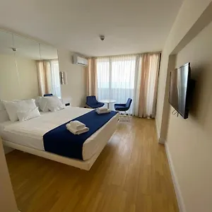 شقة Orbi City Land, باتومي